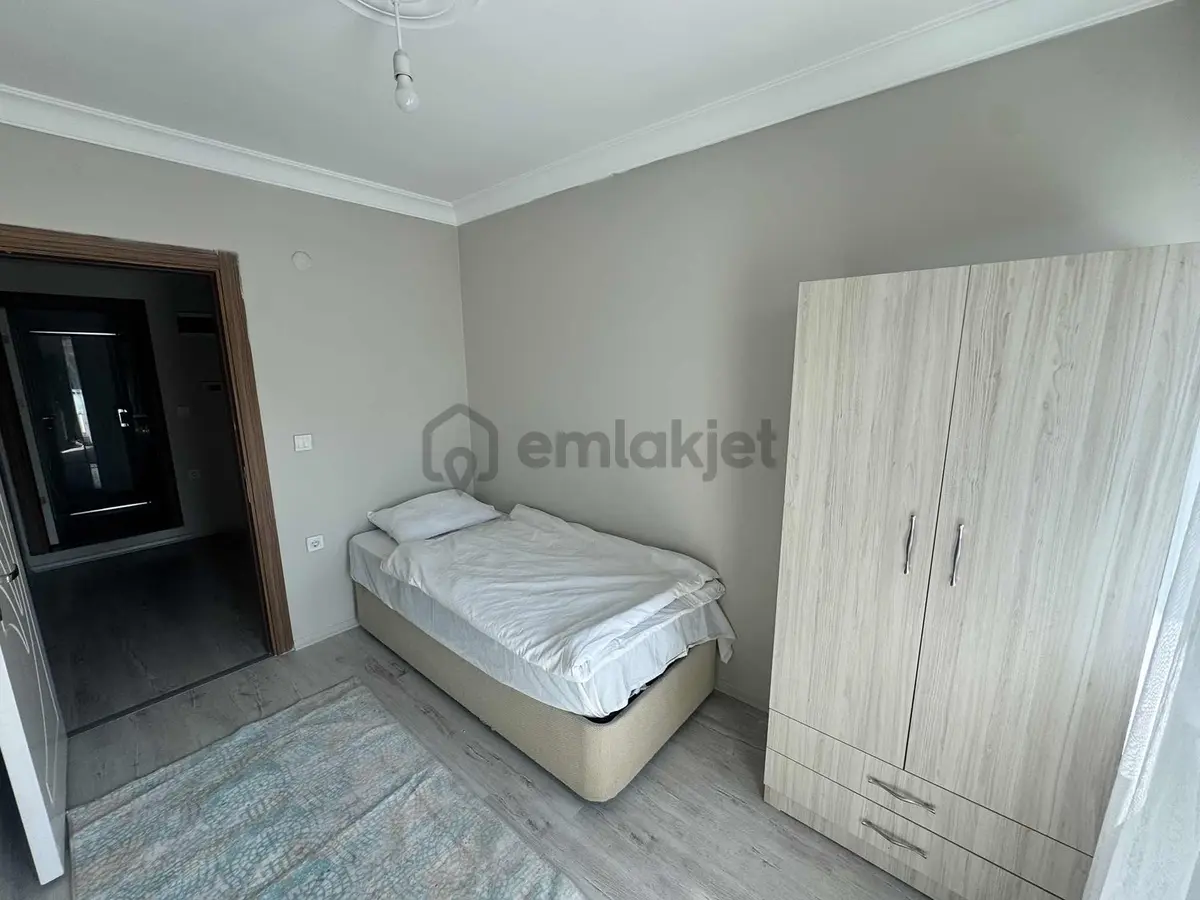 Merkezi Konumda Geniş M2 (full Eşyalı) 2+1 Daire - 16