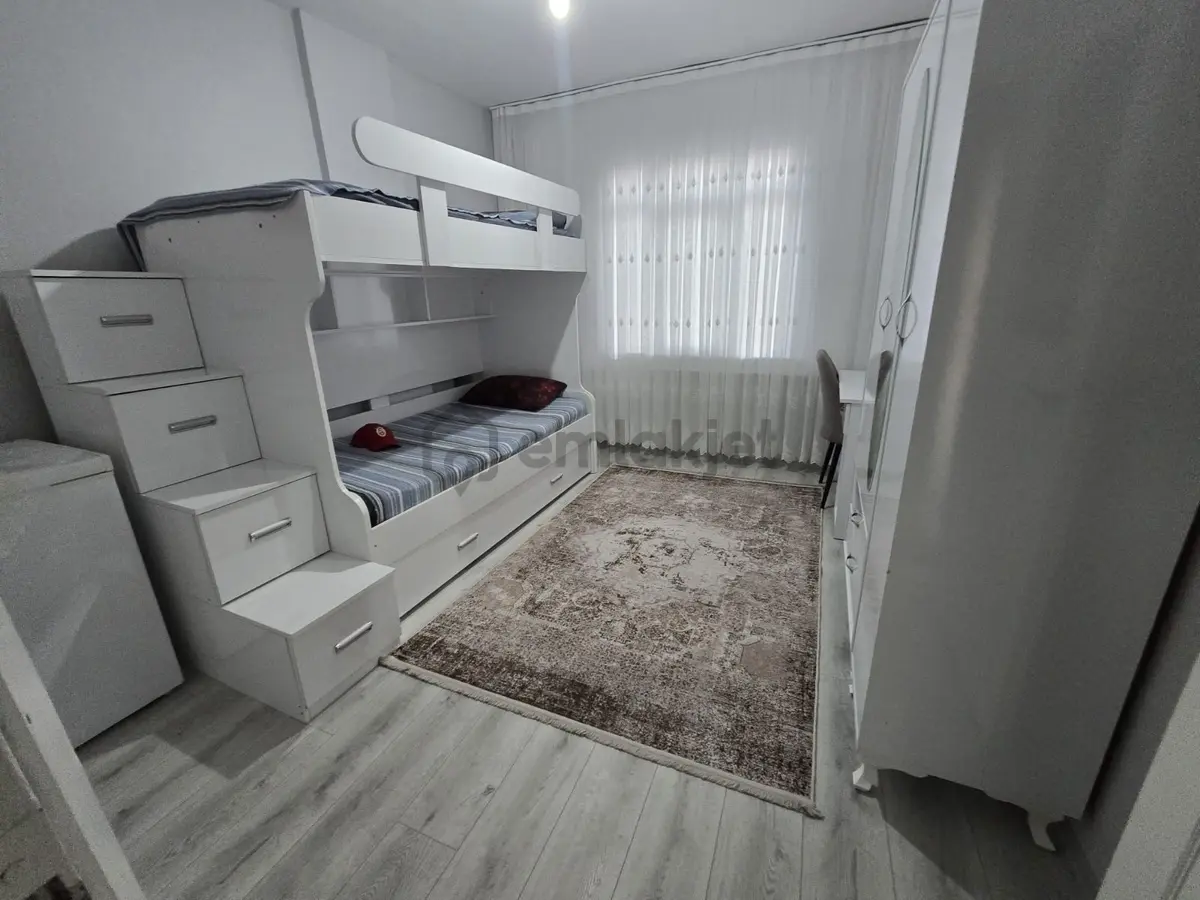 Mimar Emlak'tan Satılık 2+1 Cadde Üzerinde 100m² 2. Kat Daire - 2