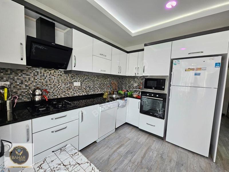 Denize 300m Havuzlu Tatil Sitesi - 12
