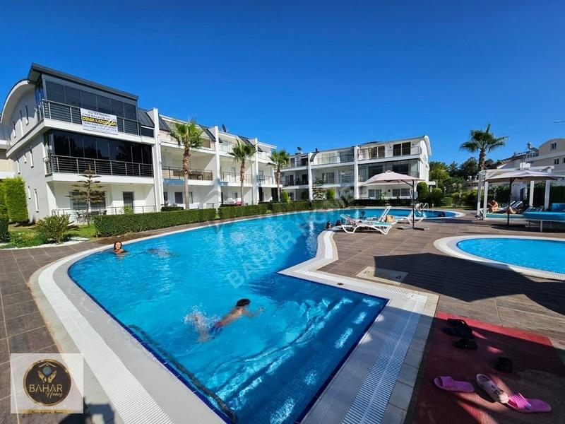 Denize 300m Havuzlu Tatil Sitesi - 29
