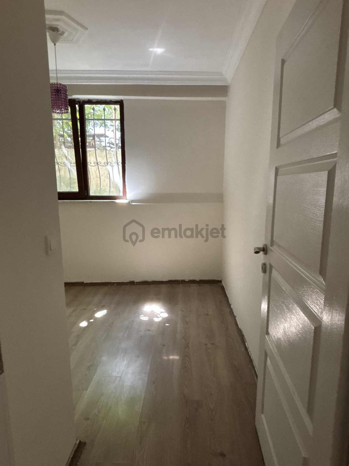 Kağıthane De Metrobüse 5 Dk Full Tadilatlı Boş 2+1 Bahçe Katı - 5