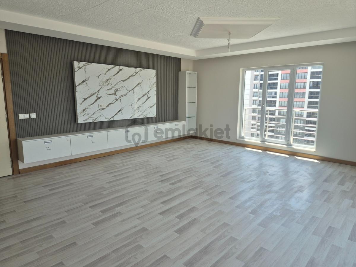 Ankara Etimesgut Göksu'da Kiralık Geniş 4+1 Daire - 33