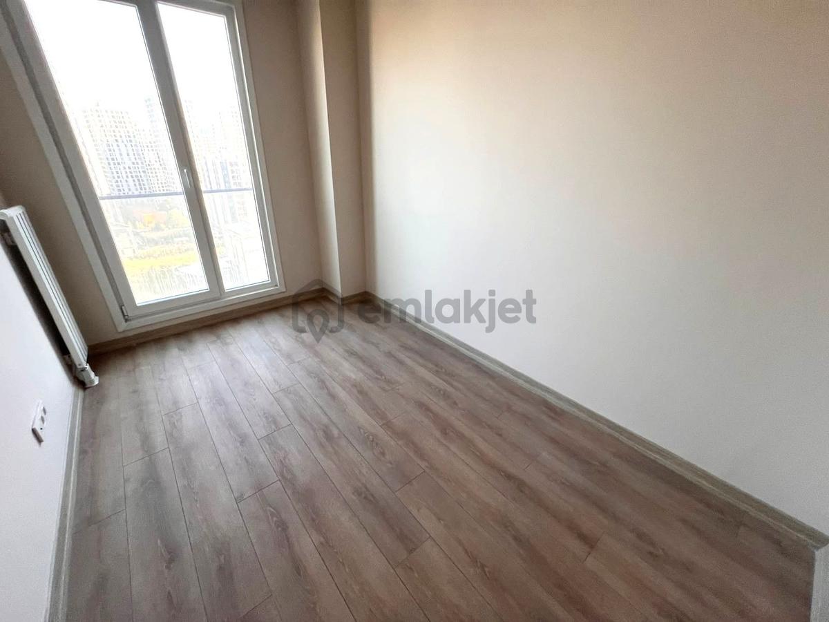 Nest'ten Self İstanbul Sitesinde 4+1 150m2 Lüx Yapı 9.kat Daire - 27