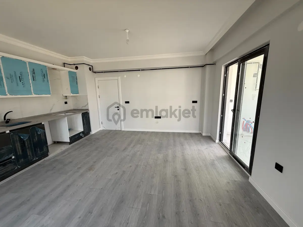 Yüksek Kredili!! Harika Konum Ara Kat 2+0 Daire - 16