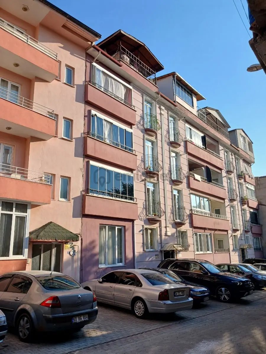 Tokat Bizim Emlaktan Satılık Daire - 3