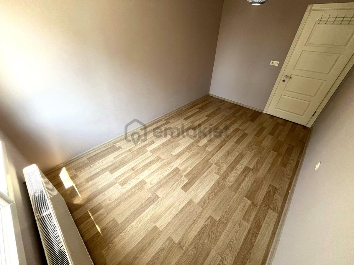 Yükselden İkizçayda Öncephe Ebeveyn Banyolu Doğalgazlı 3+1 Daire - 17