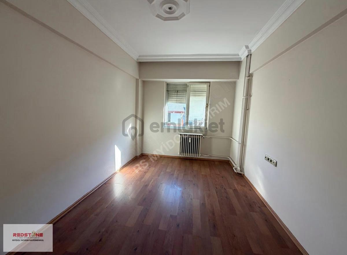 Kuşpınar'da Kiralık 3+1 Daire - 130m² - 6