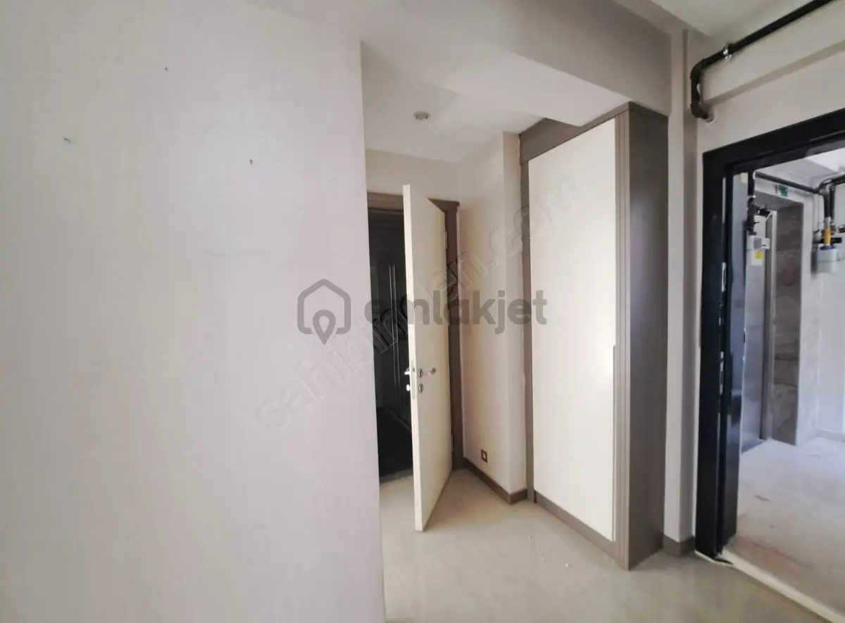 Şemikler Naz Bayrak'ta Kiralık 2+1 Daire - 10