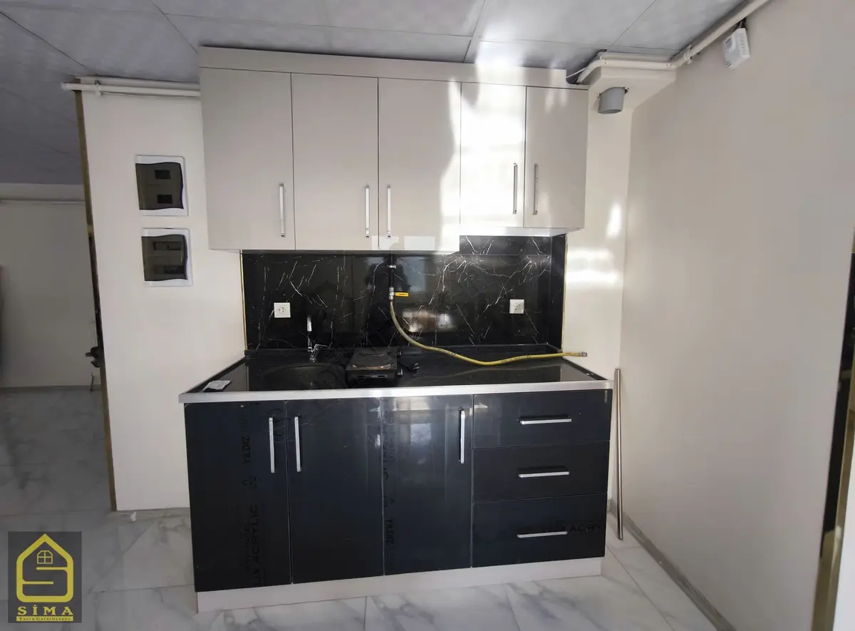 Vali Konağı Üzeri Kiralık Dükkan - 13