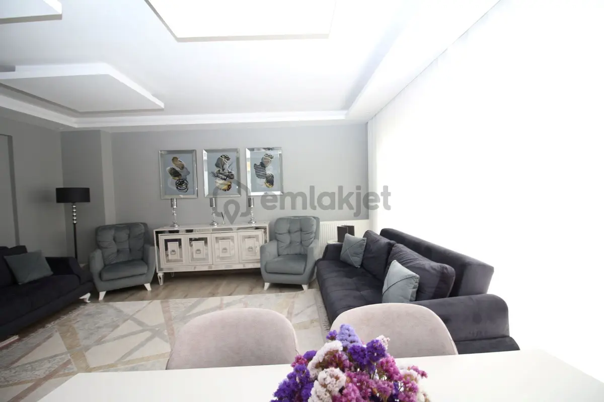 Basınsitesi Mah. Metro İkçü Yakını Doğalgazlı Ferah 3+1 - 3
