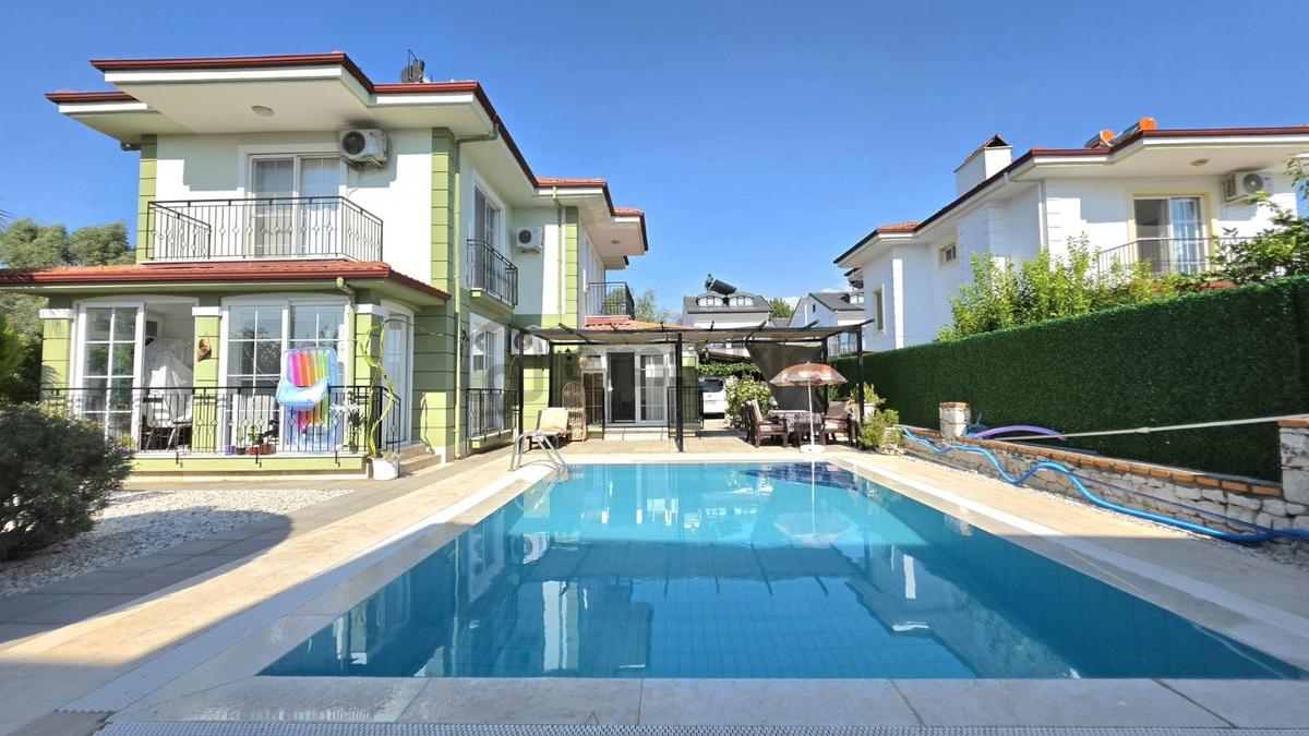 Seydikemer Villalar Bölgesinde 3+2 200m2 Bahçeli Havuzlu Villa - 35