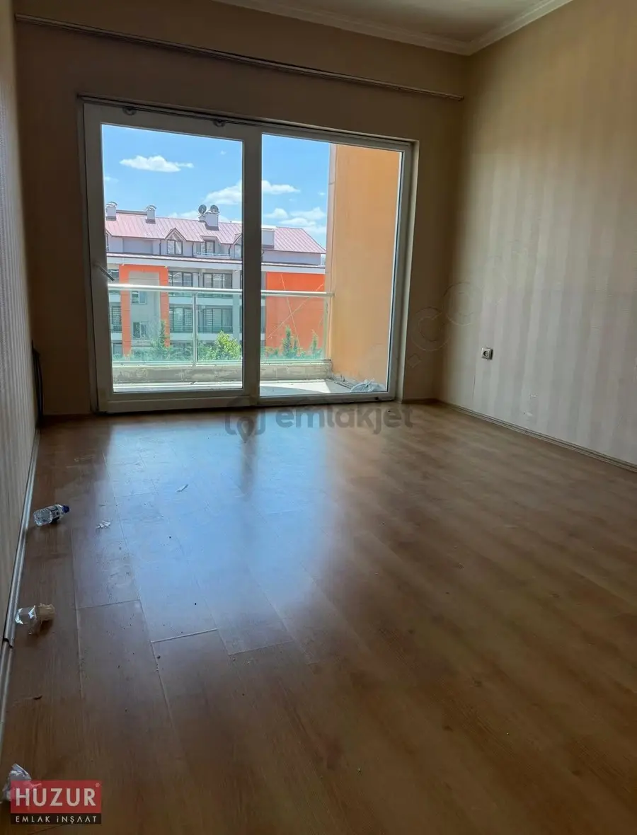 Huzur Emlak'dan Studyo Palace Da Ara Kat 1+1 Eşyasız Daire - 8