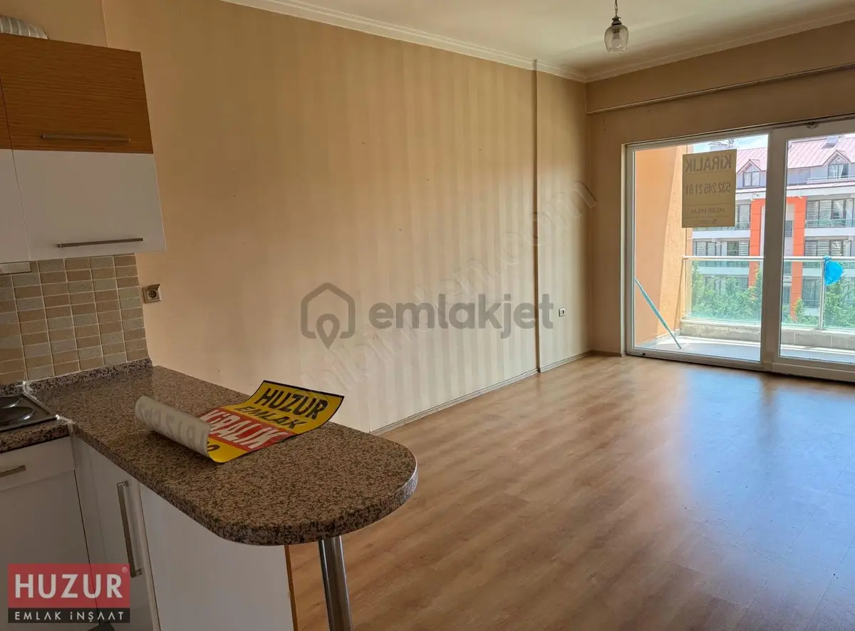 Huzur Emlak'dan Studyo Palace Da Ara Kat 1+1 Eşyasız Daire - 5