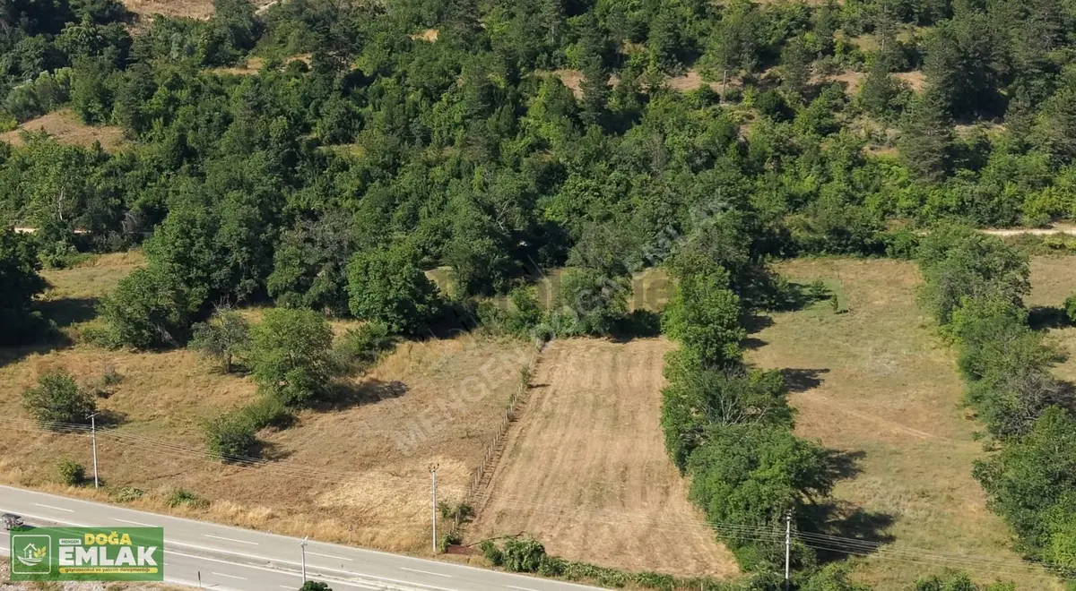 Mengen'de Satılık Konut İmarlı Köşe Parsel Arsa