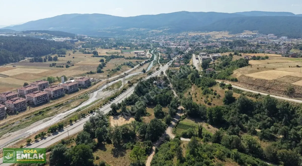 Mengen'de Satılık Konut İmarlı Köşe Parsel Arsa - 3