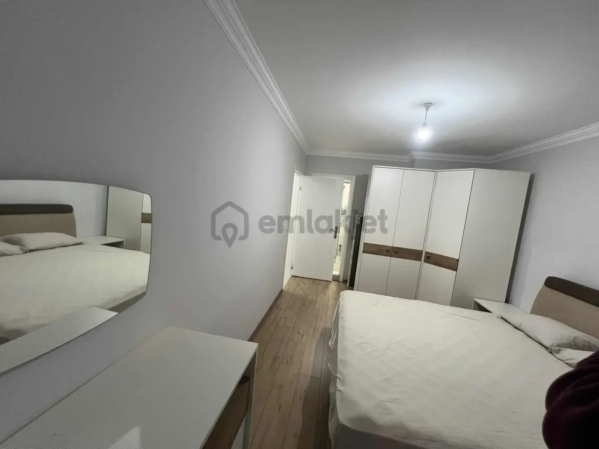 Havuzlu Site İçerisinde Kiralık Eşyalı 3+1 - 12
