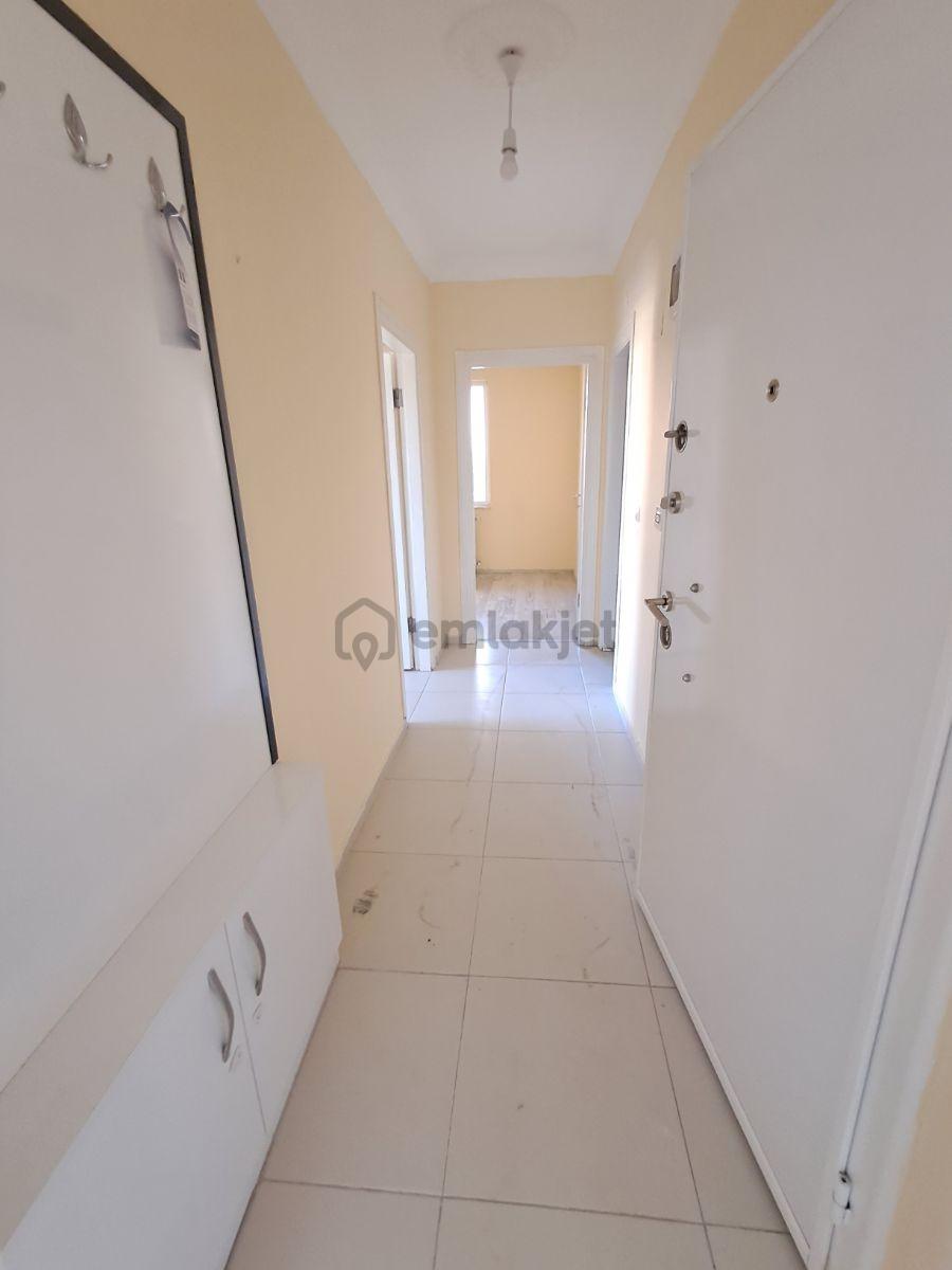 Armağanilci Mahallesinde Kiralık 2+0 Daire - 2