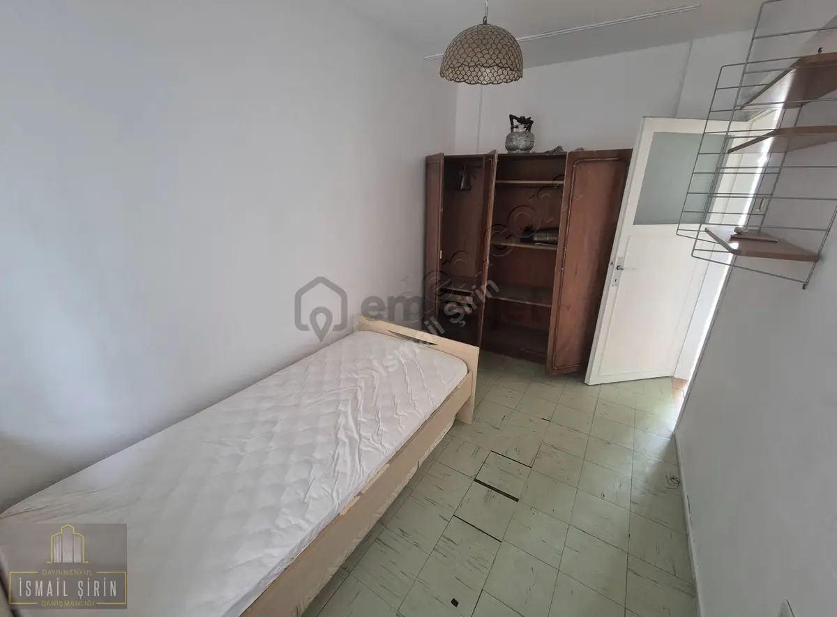 İsmail Şirin'den Oba Sitesinde Denize Sıfır Sitede Ara Kat Daire - 32