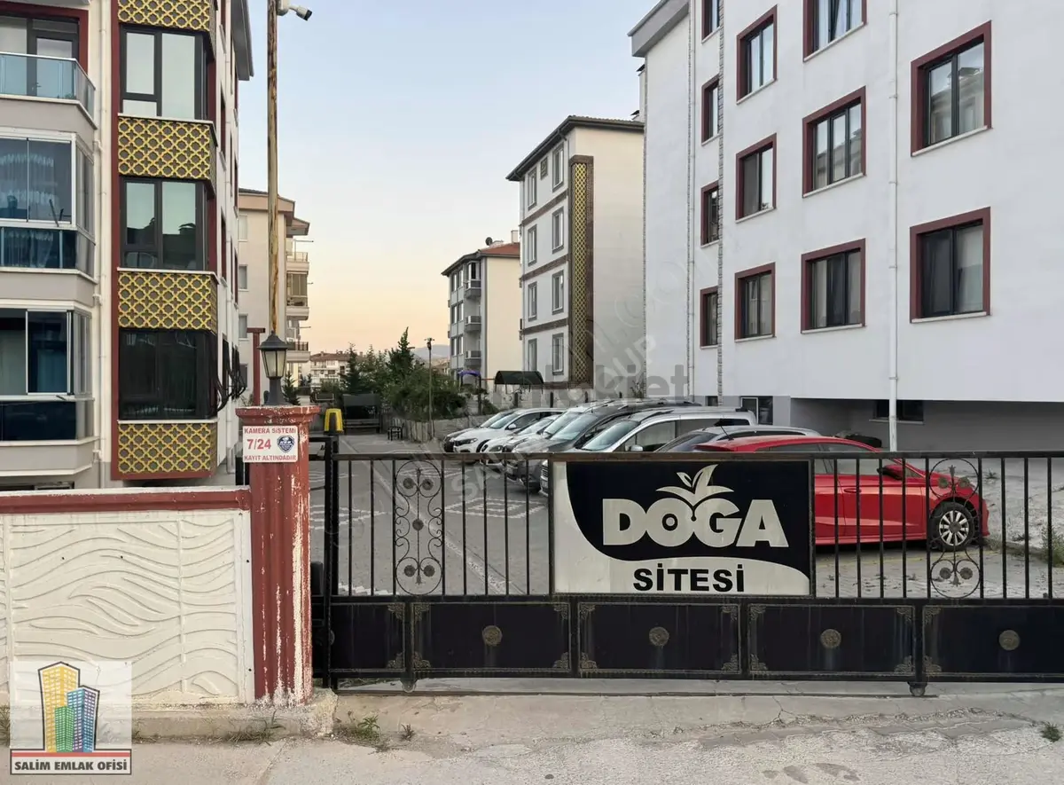 Kanlıca'da Kiralık 3+1, Temiz Daire - 32