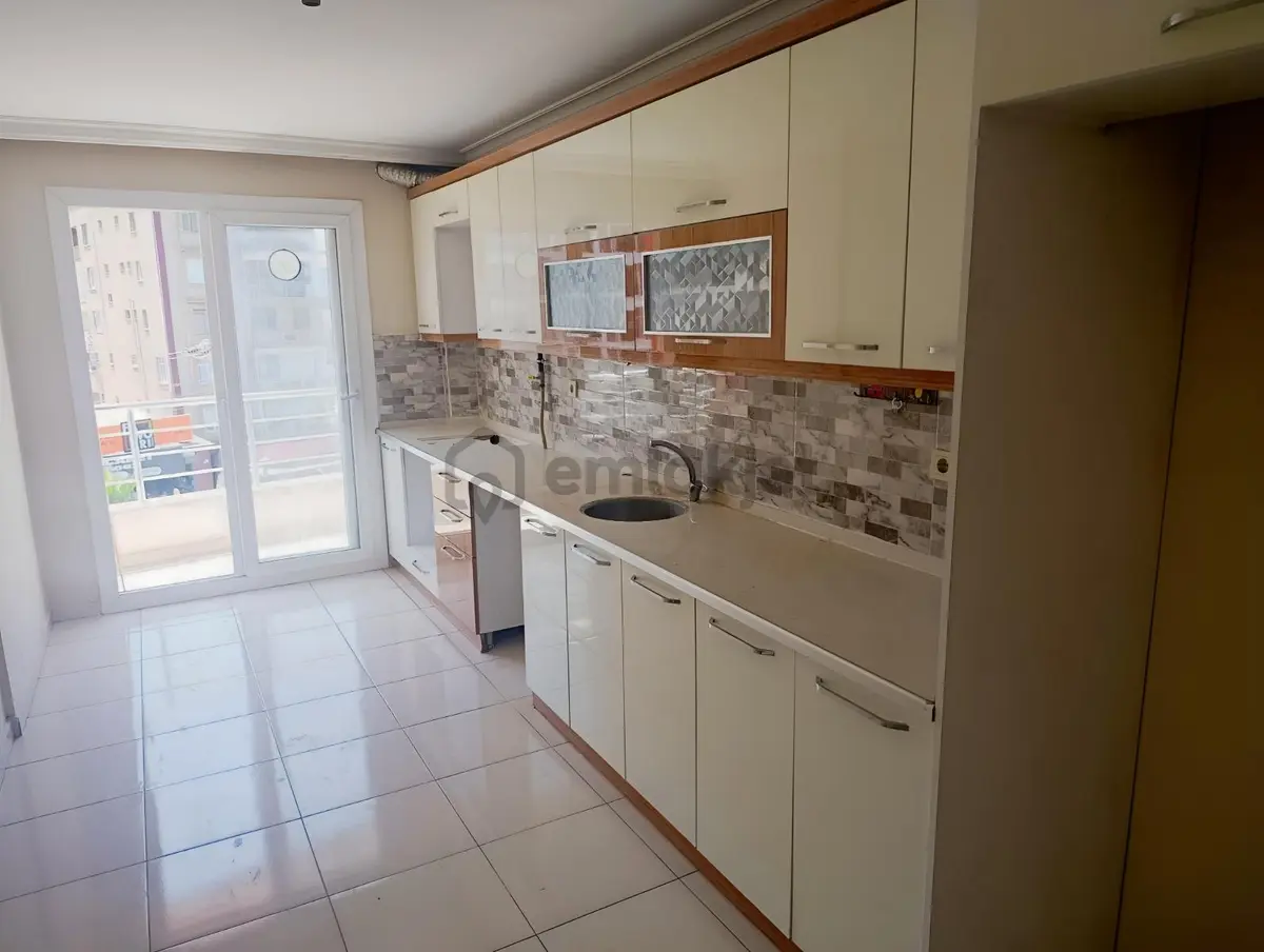 Turyap Torbalı'dan Kiralık 3+1 Daire - 5