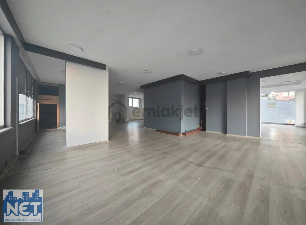 Net Profesyonel Emlak'tan Köşe Başı Kiralık Dükkan. - 8