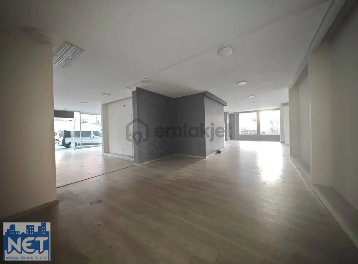 Net Profesyonel Emlak'tan Köşe Başı Kiralık Dükkan. - 10