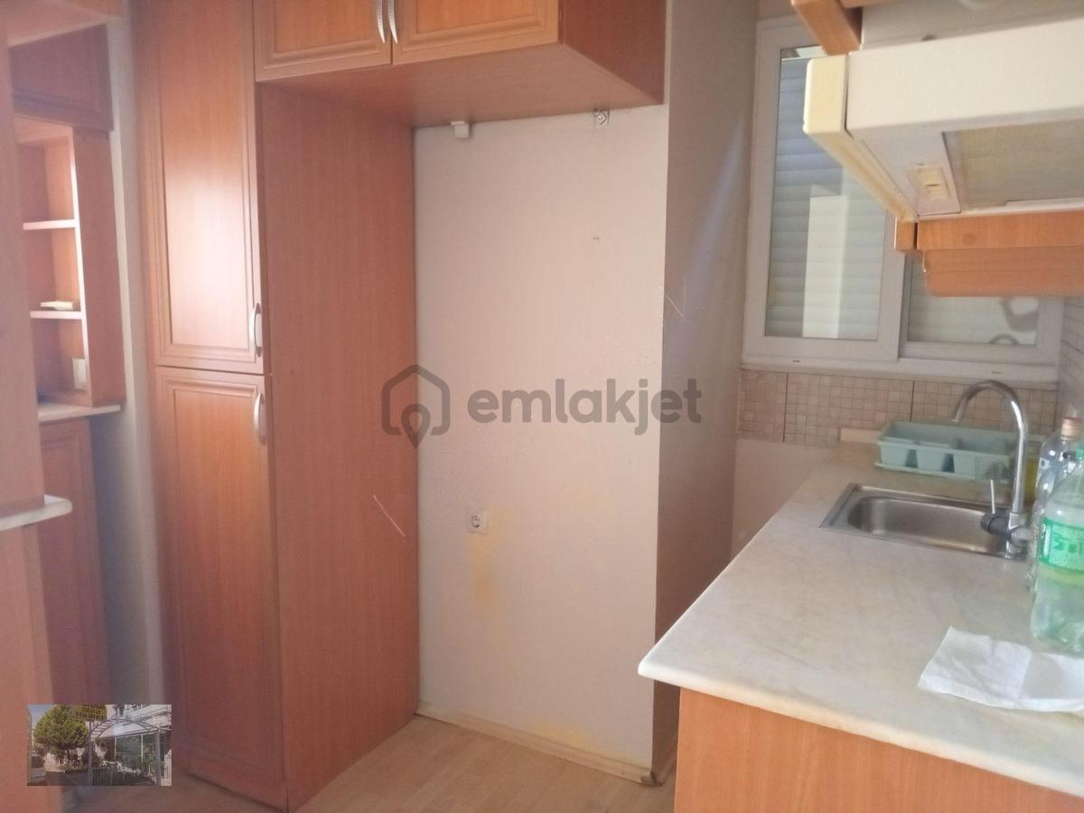 Tersane Mahallesinde Sahile Çok Yakın - 12