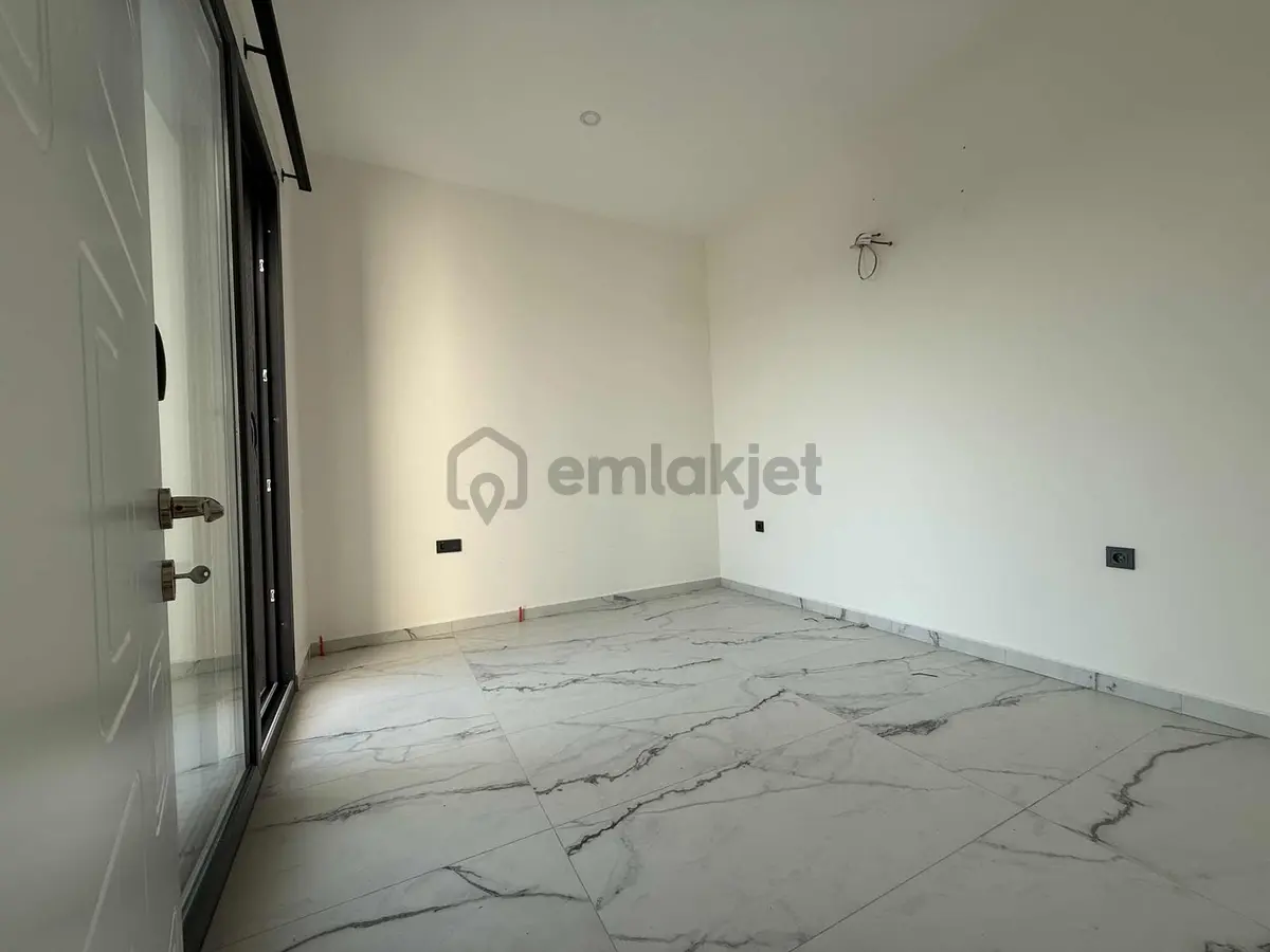 Site İçerisinde Asansörlü Lüks Deniz Manzaralı Dubleks - 2