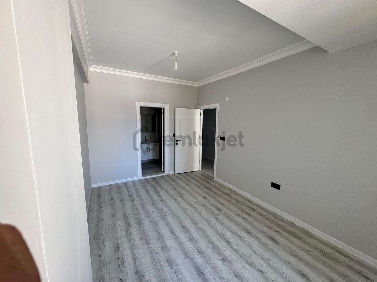Cadde Üzeri 160 M² 5+2 Dubleks | Murat Mahallesi - 15