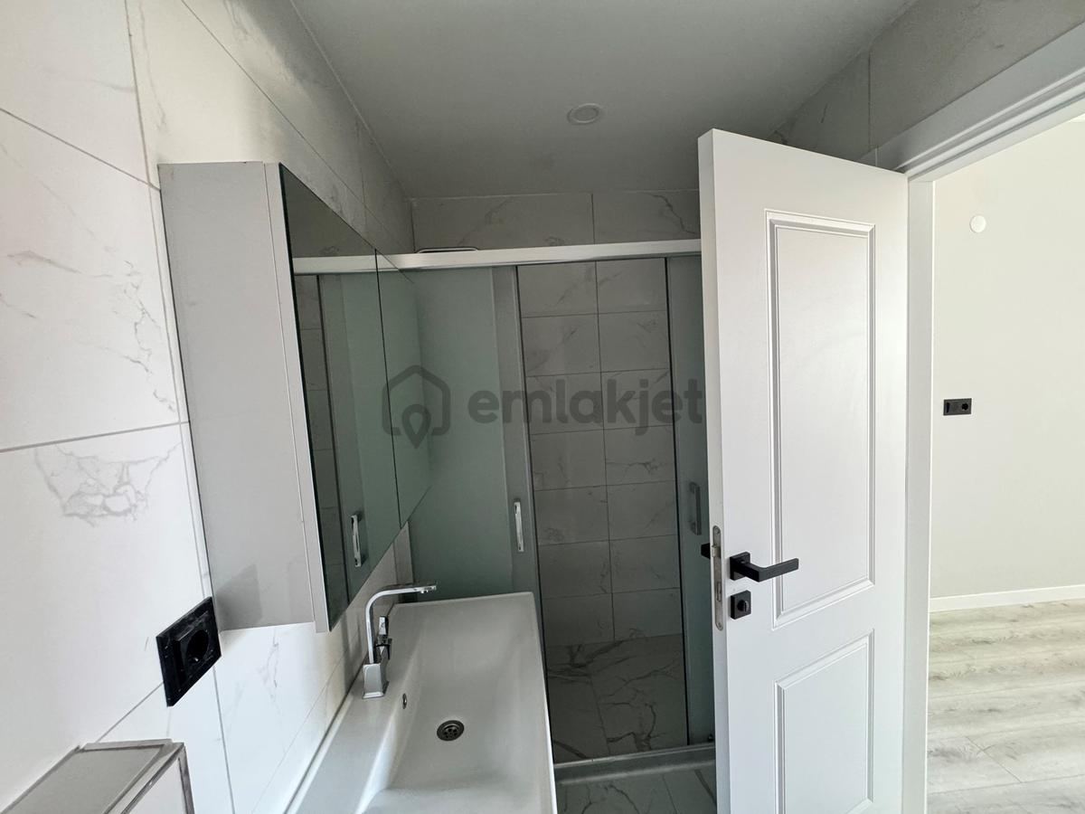 Cadde Üzeri 160 M² 5+2 Dubleks | Murat Mahallesi - 13