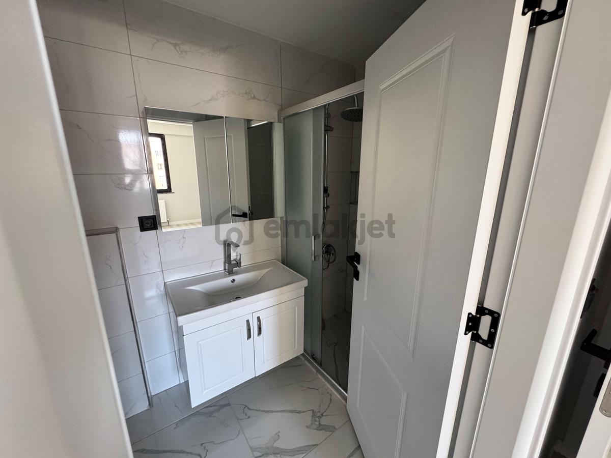 Cadde Üzeri 160 M² 5+2 Dubleks | Murat Mahallesi - 14