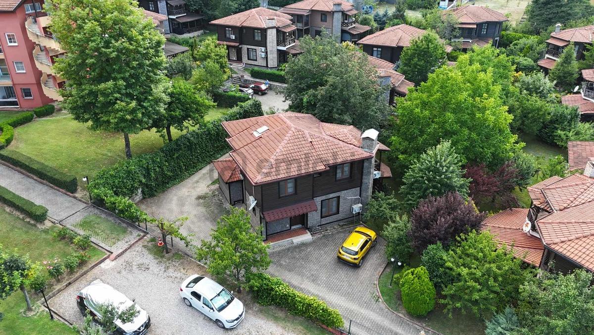 Aker Emlaktan Satılık Villa - 9