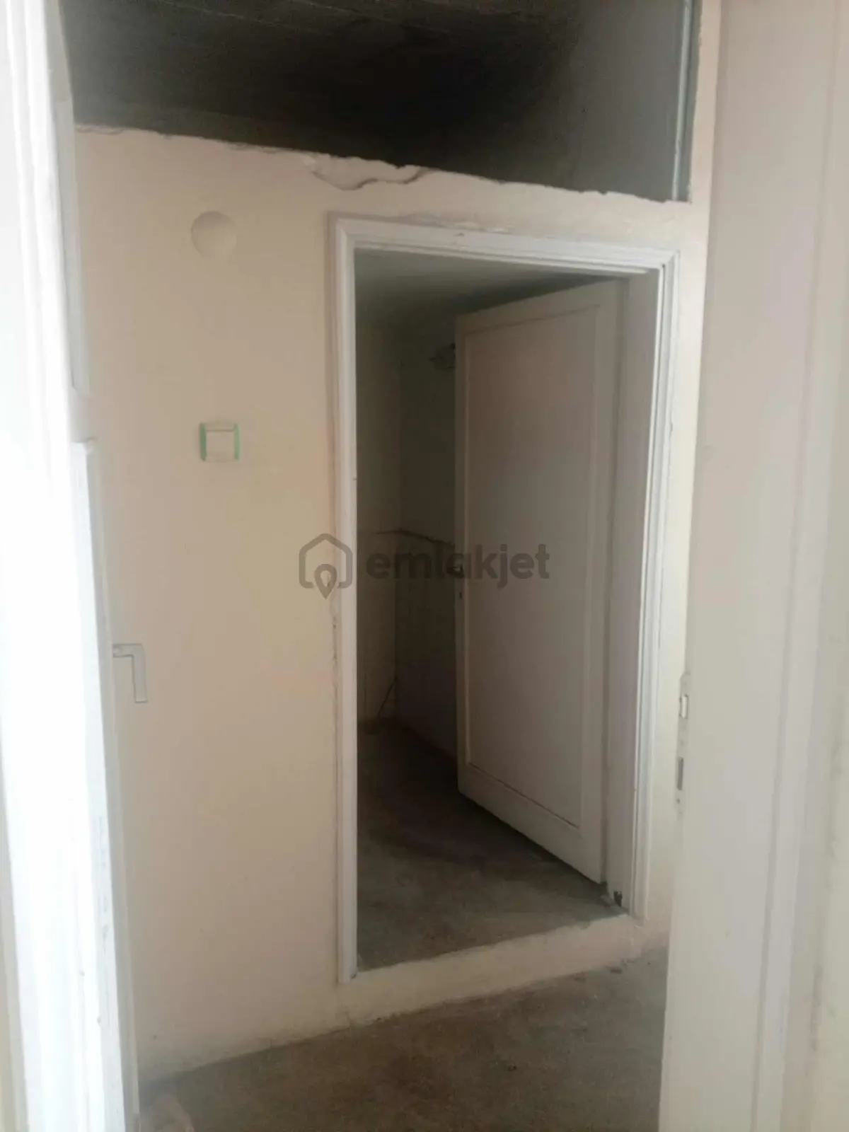 Yeşilevler Gonca Kebab Arkası 2 Katlı Avlulu Satılık-mustakil Ev - 10