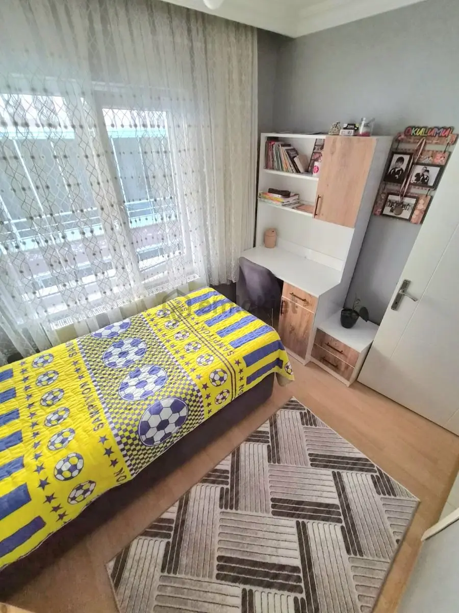 Başak Mahallesi'nde | 3.katta | Asansörlü | 3+1 Satılık Daire - 20