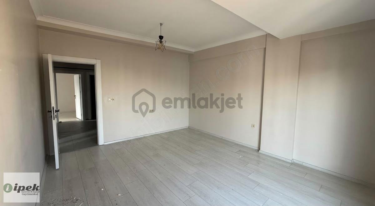 Sırrın'da Kiralık 2+1 - 14