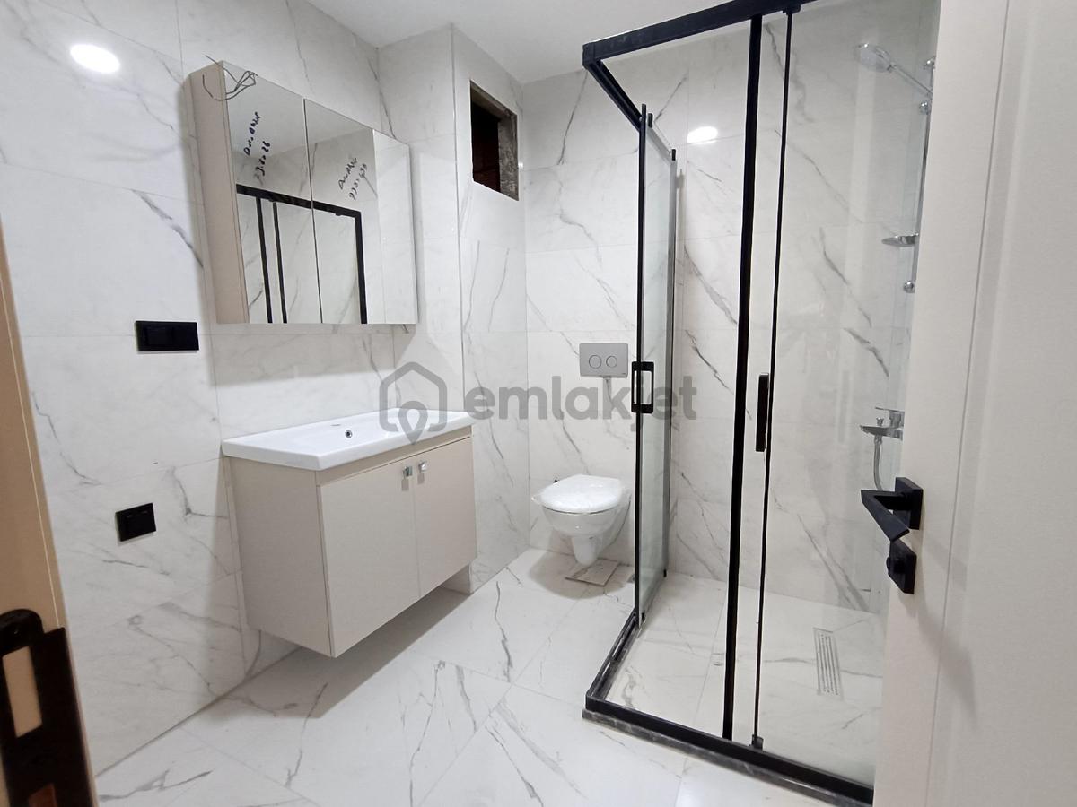 Mutlukent'te Modern Tasarımlı Cadde Üstü 3+1 Arakat Daire - 8