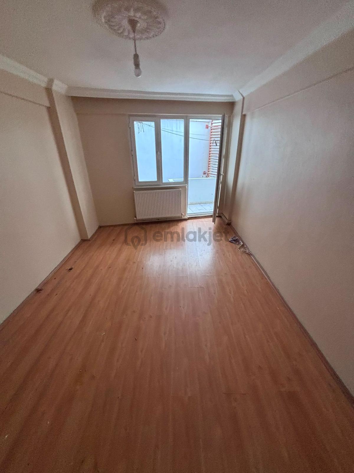 Çorlu Perşembe Pazarı Dibinde 3+1 Kiralık Ara Kat - 8