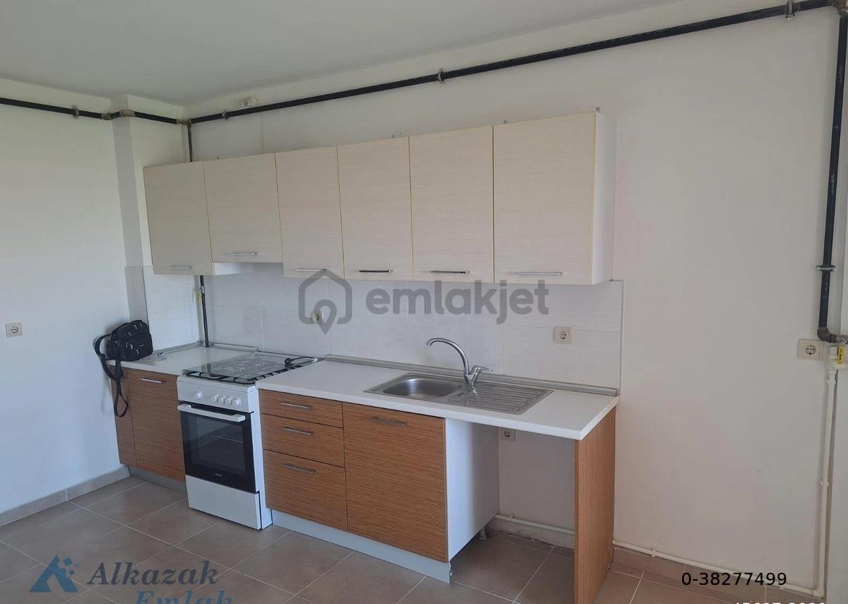 Alcı Mahallesinde Site İçerisinde Satılık 4+1 - 8