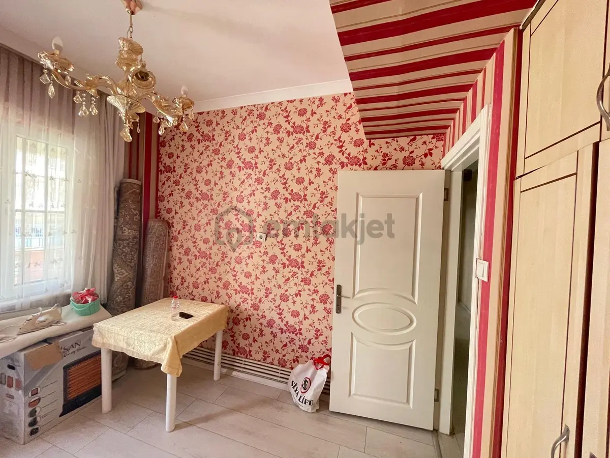 Rota'dan Ofis Kütüphane Arkası 2+1 Full Yapılı Yatırımlık Daire - 13