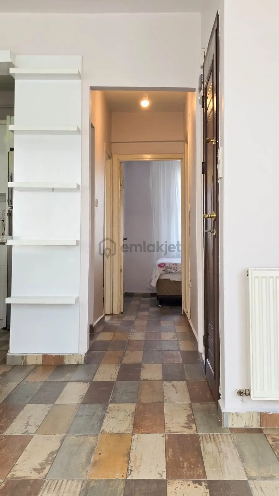 Kamiloba'da Denize Sıfır Eşyalı Ful Tadilatlı Kiralık Daire - 22