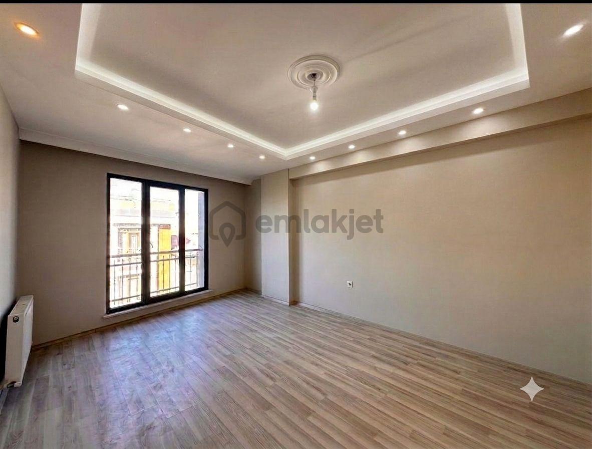 Sahibinden Millet Caddesi Uzerinde 6 Yillik Dubleks Daire