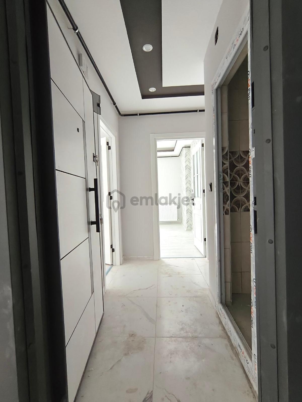 Caddeye Yakın Satılık Daire - 3