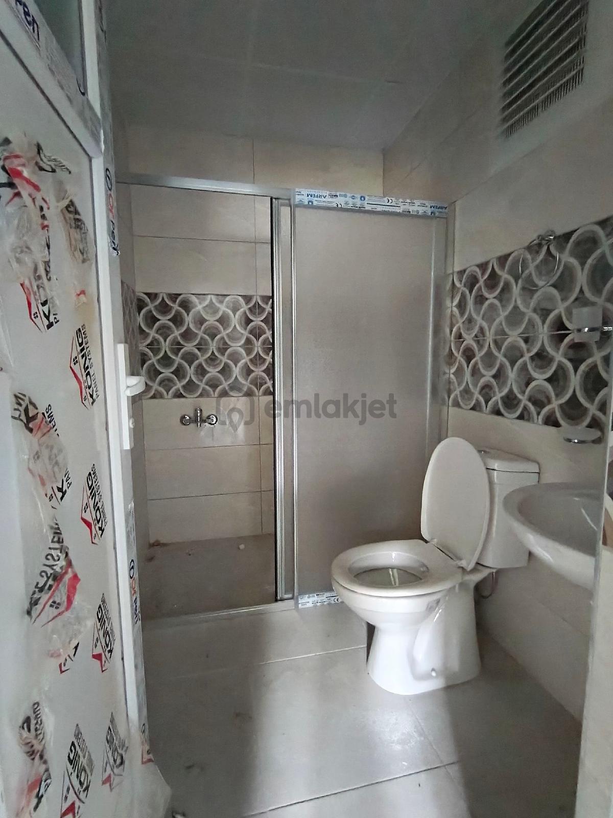 Caddeye Yakın Satılık Daire - 8