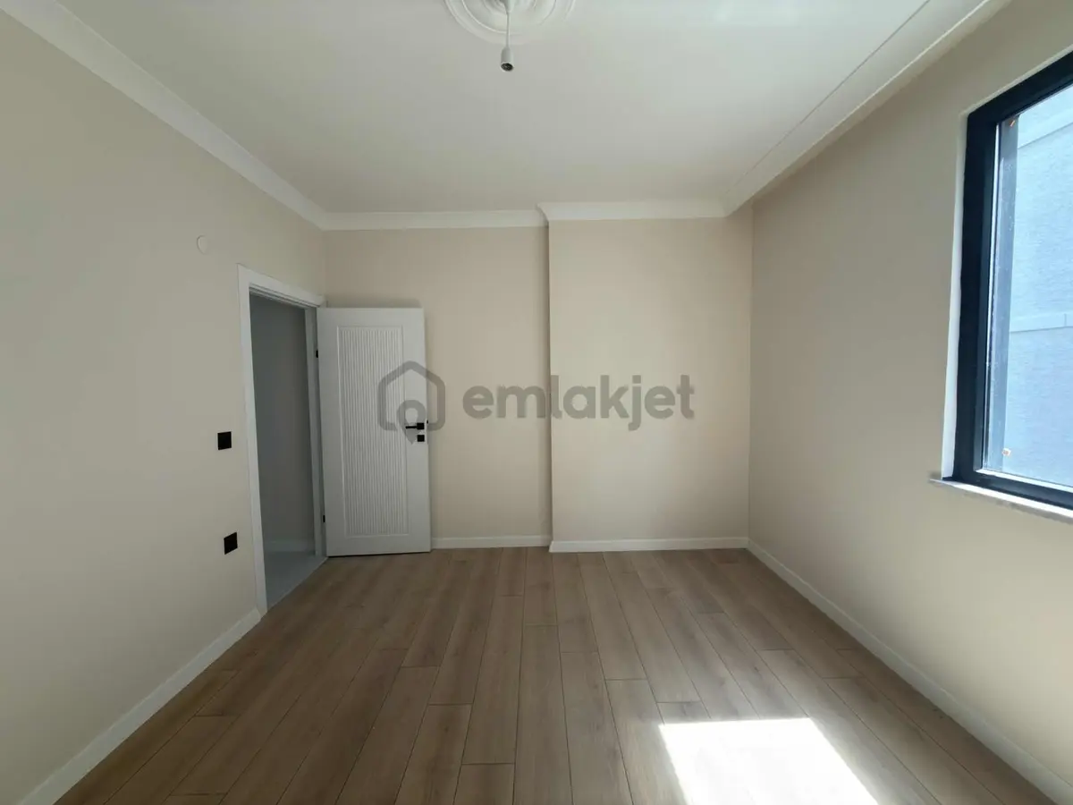 Bağlarbaşı Mh. 3+1 Y.ısıtmalı/asansörlü Lüks Ara Kat - 16