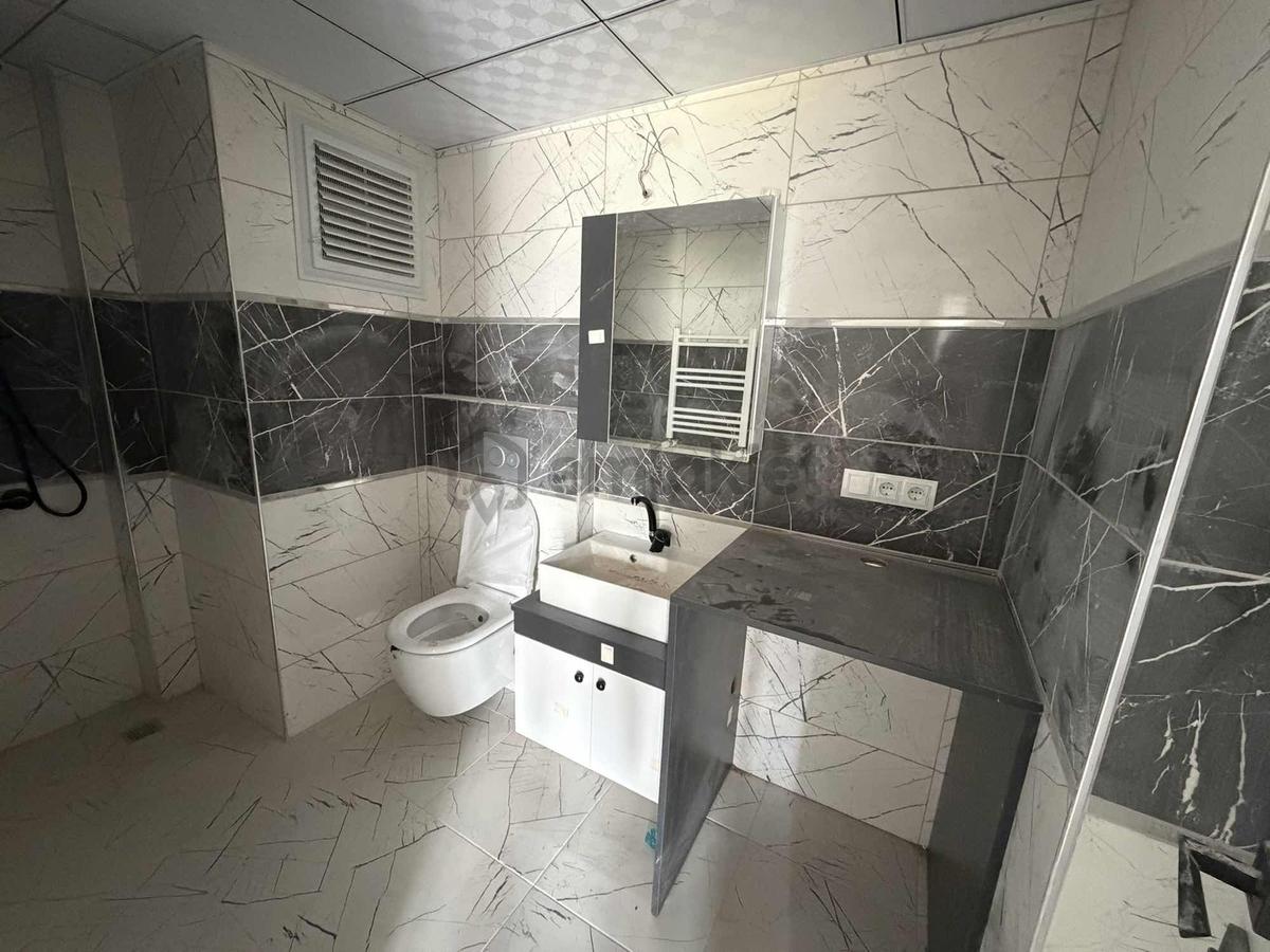 Yağmur Emlaktan Cadde Cephe Ebeveyn Banyolu Sıfır 2+1 Daire - 20