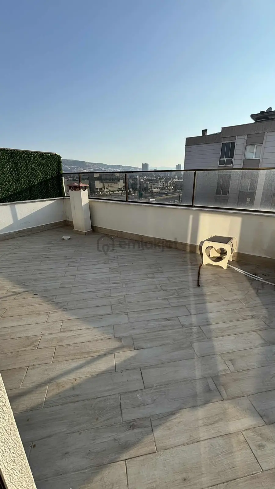 Bornova Ege Üniversitesi Forum Yakını Site İçinde Teraslı 1+1 - 9