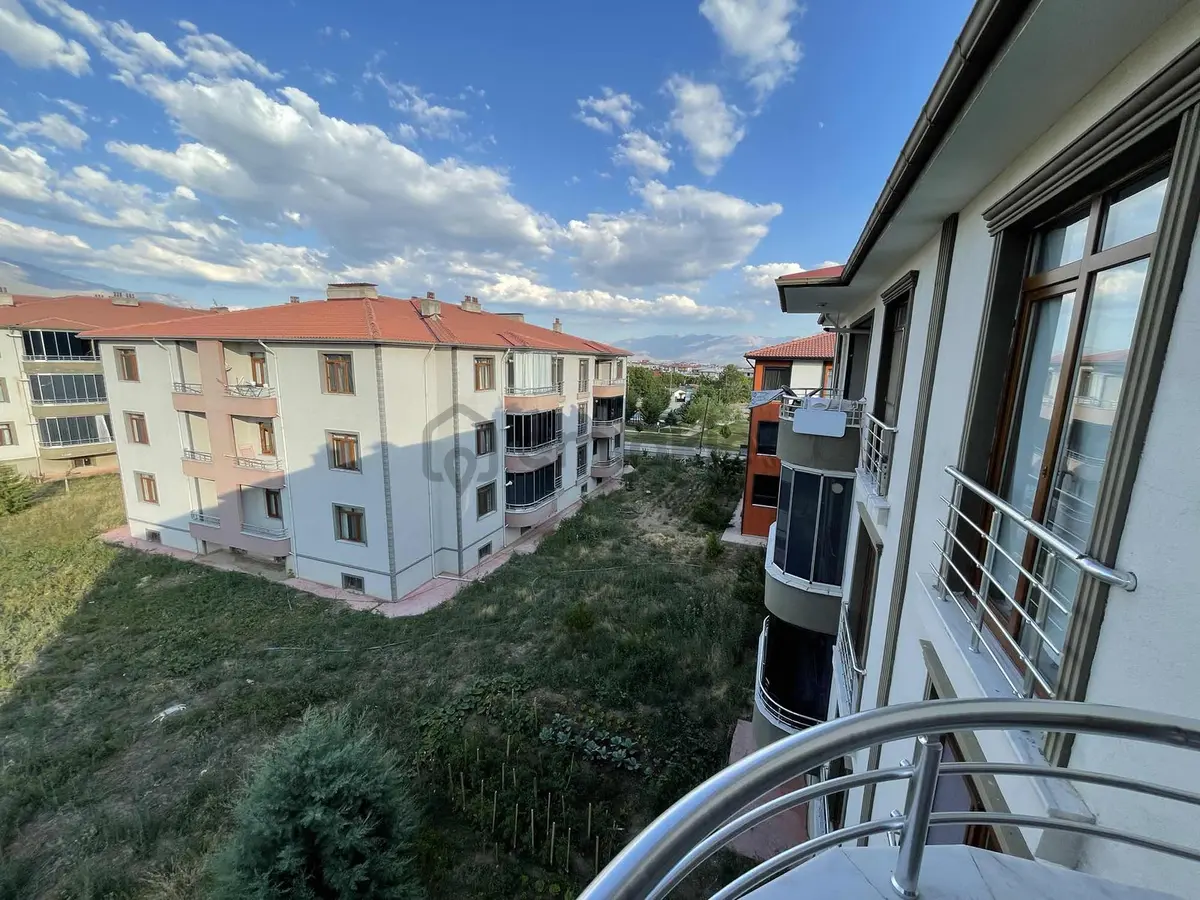 Tuncaygül'den Ferah 3+1 Daire | Demirkent - 20