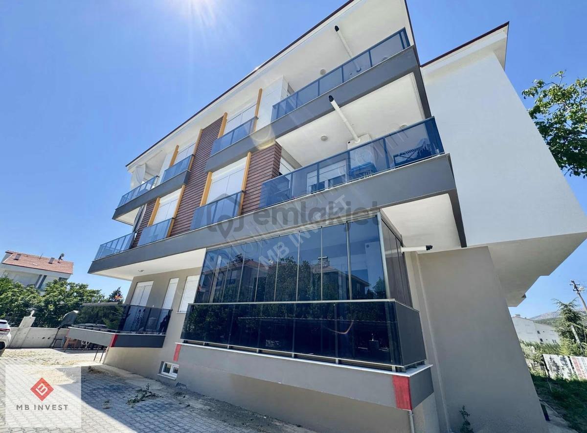 Uzunoluk Mahallesinde Doğalgazlı Asansörlü 2+1 Daire - 29