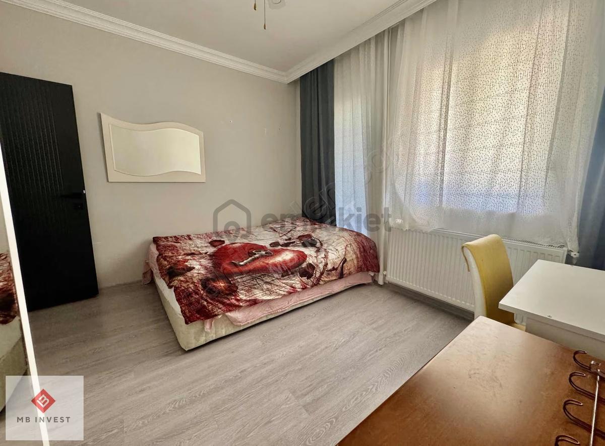 Uzunoluk Mahallesinde Doğalgazlı Asansörlü 2+1 Daire - 16