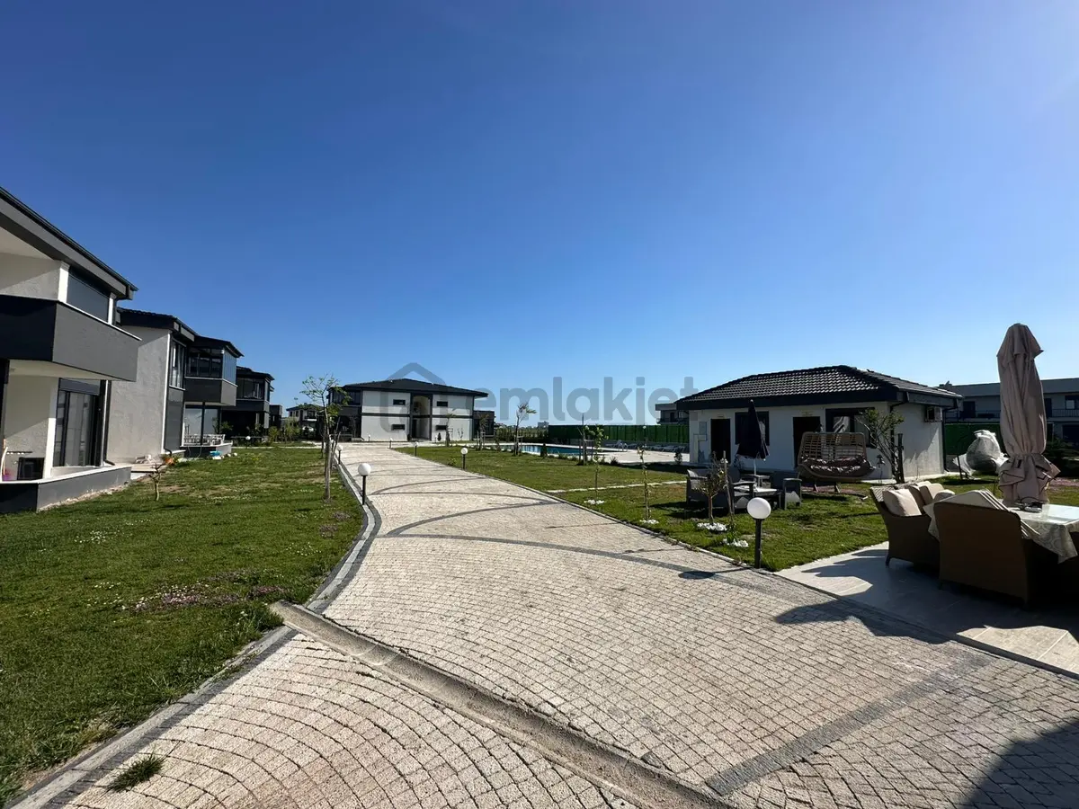 S&s Emlakdan Küçükköyde Havuzlu Site İçi 2+1 Sıfır Satılık Daire - 26